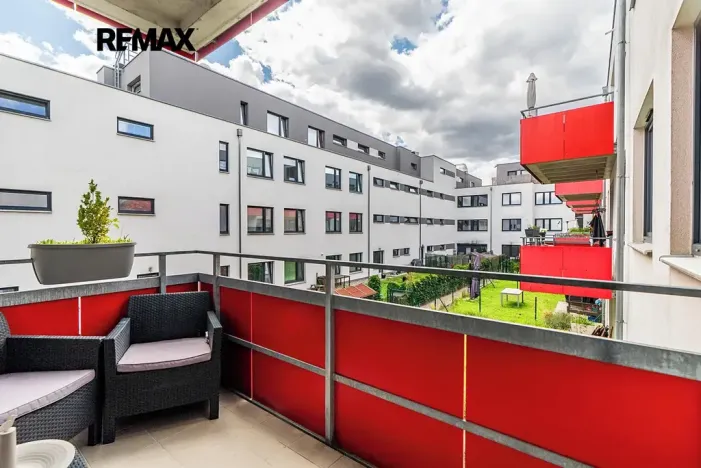 Prodej bytu 2+kk, Praha - Hostavice, U Hostavického potoka, 46 m2