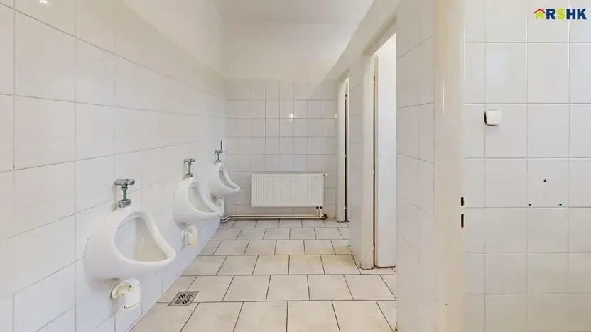 Pronájem kanceláře, Hradec Králové, Akademika Bedrny, 470 m2