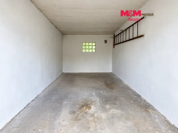 Prodej garáže, Praha, Železnobrodská, 18 m2