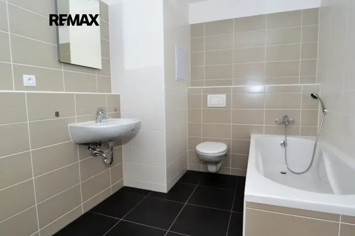 Pronájem bytu 2+kk, Plzeň, Koterovská, 42 m2
