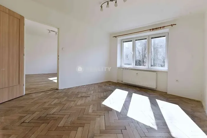 Pronájem bytu 2+1, Strakonice, Školní, 55 m2