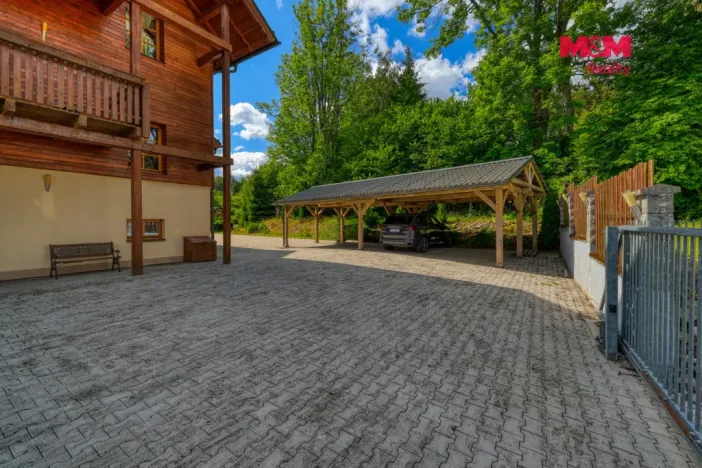 Prodej ubytování, Železná Ruda - Hojsova Stráž, 910 m2