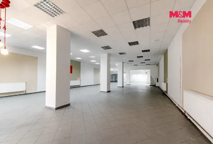 Pronájem obchodního prostoru, Mariánské Lázně, Hlavní třída, 663 m2