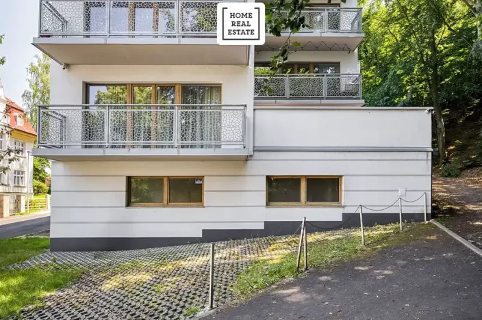 Prodej obchodního prostoru, Karlovy Vary, Šumavská, 78 m2