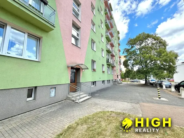 Pronájem bytu 2+1, Plzeň, Slovanská, 52 m2