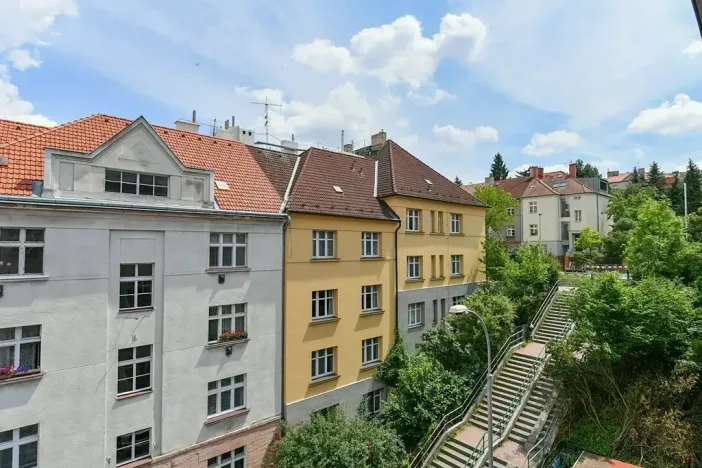 Prodej bytu 2+kk, Praha - Břevnov, Konecchlumského, 56 m2