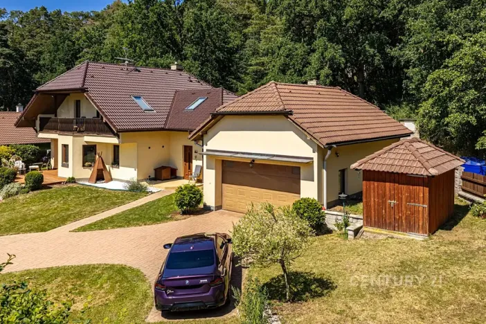 Prodej rodinného domu, Benešov, 185 m2