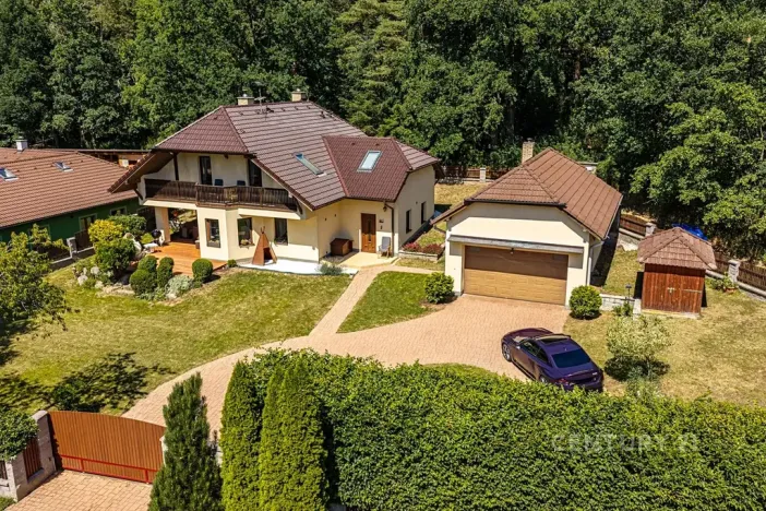 Prodej rodinného domu, Benešov, 185 m2
