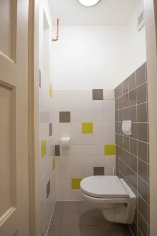 Prodej bytu 2+kk, Praha - Holešovice, U Uranie, 40 m2