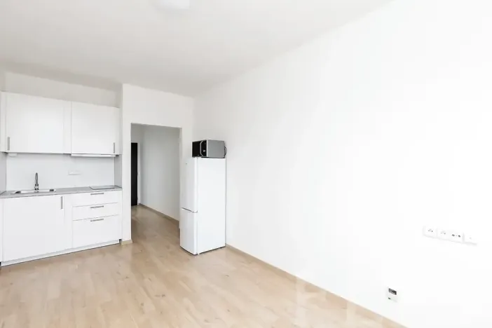 Pronájem bytu 1+kk, Praha - Jinonice, Peroutkova, 23 m2