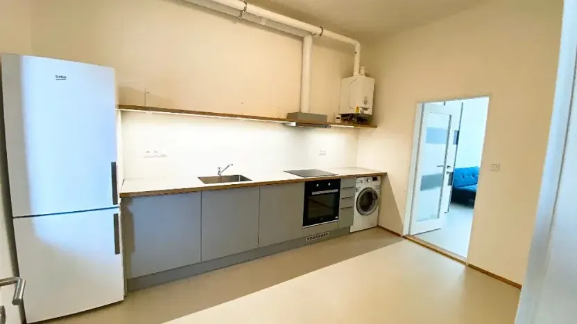 Pronájem bytu 1+1, Brno, Porhajmova, 42 m2