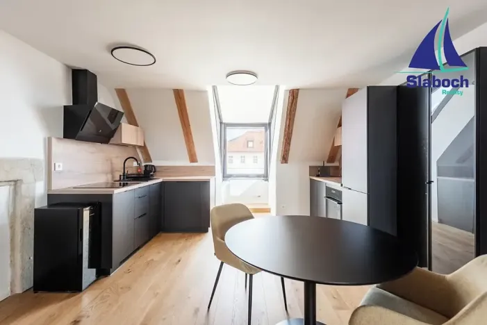 Pronájem bytu 2+kk, Praha - Jinonice, Řeporyjská, 77 m2