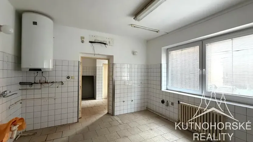 Pronájem výrobních prostor, Kutná Hora, Dolní, 262 m2