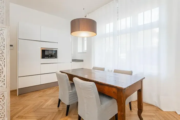 Pronájem bytu 4+1, Praha - Vinohrady, Hradešínská, 120 m2