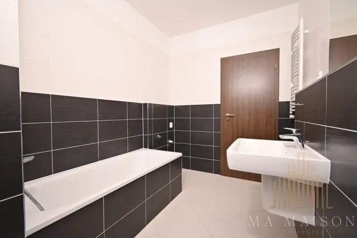 Pronájem bytu 2+kk, Praha - Střížkov, Zakšínská, 54 m2