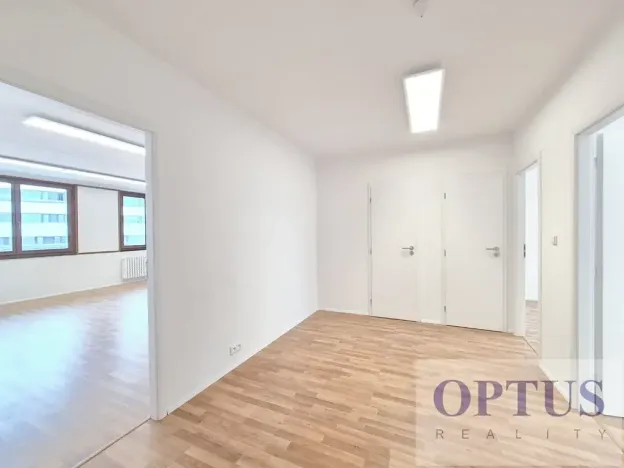 Pronájem kanceláře, Praha - Smíchov, U Demartinky, 96 m2
