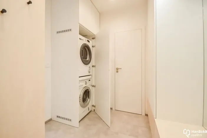 Prodej bytu 2+kk, Olomouc, Sladkovského, 36 m2