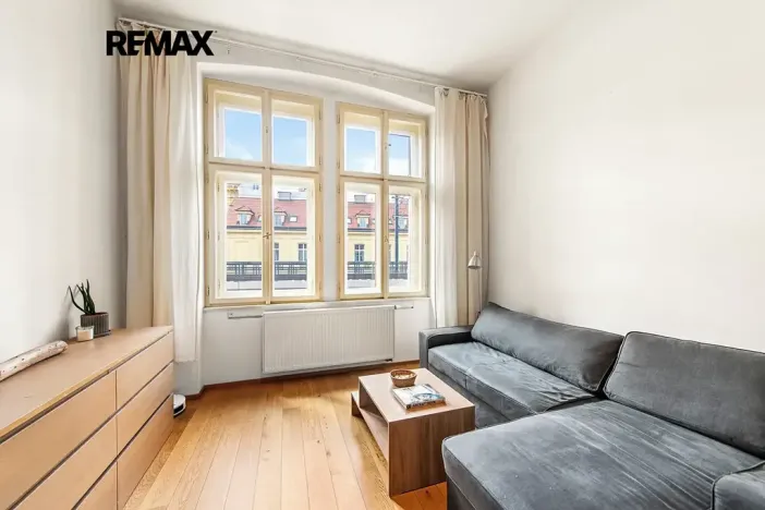 Prodej bytu 1+1, Praha - Karlín, Prvního pluku, 39 m2