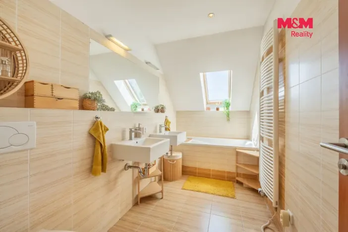 Prodej rodinného domu, Líbeznice, Nedvědova, 126 m2