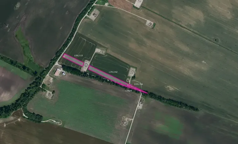 Prodej pole, Týnec, 7872 m2