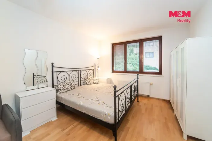Pronájem bytu 1+kk, Praha - Smíchov, Na Neklance, 31 m2