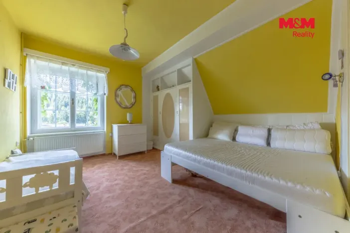 Prodej rodinného domu, Desná - Desná I, Zásnubní, 450 m2