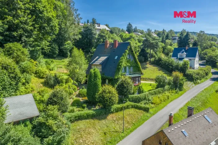 Prodej rodinného domu, Desná - Desná I, Zásnubní, 450 m2