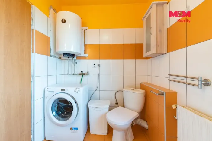 Prodej bytu 3+1, Vojtanov, Nádražní čtvrť, 83 m2