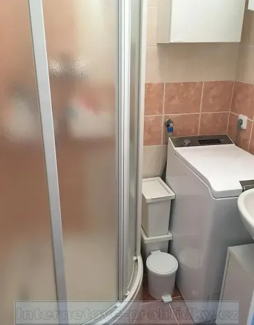 Pronájem bytu 2+kk, Praha - Krč, 44 m2