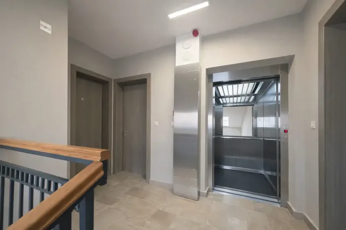 Prodej bytu 2+kk, Tivat, Černá Hora, 57 m2
