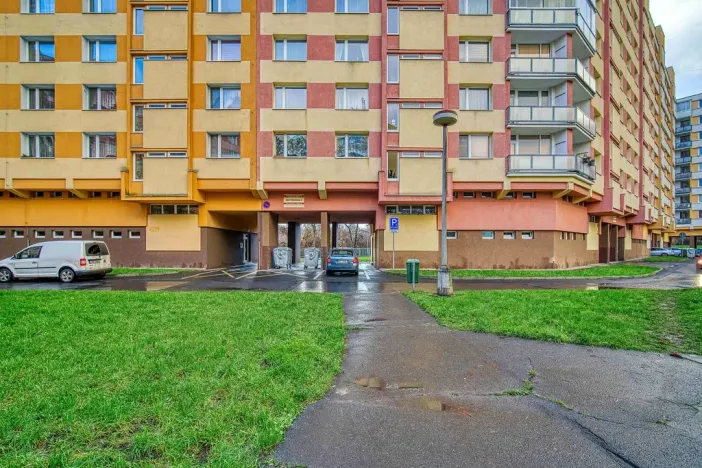 Pronájem bytu 3+1, Chomutov, Bezručova, 75 m2