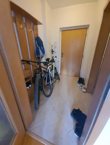 Pronájem bytu 1+kk, Praha - Kunratice, Za valem, 33 m2