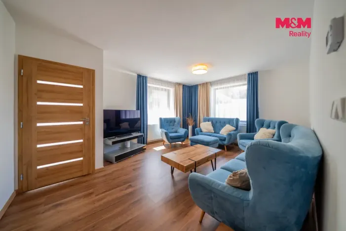 Prodej rodinného domu, Lažánky, 275 m2
