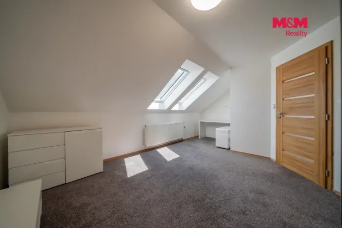Prodej rodinného domu, Lažánky, 275 m2