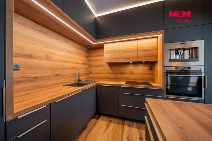 Prodej rodinného domu, Lažánky, 275 m2