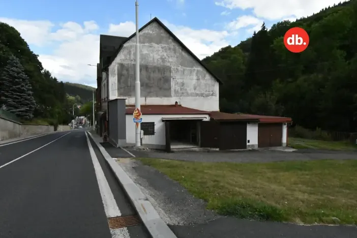 Pronájem garáže, Jáchymov, třída Dukelských hrdinů, 36 m2