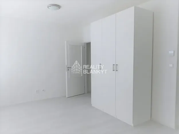 Pronájem bytu 1+kk, Vizovice, 3. května, 26 m2