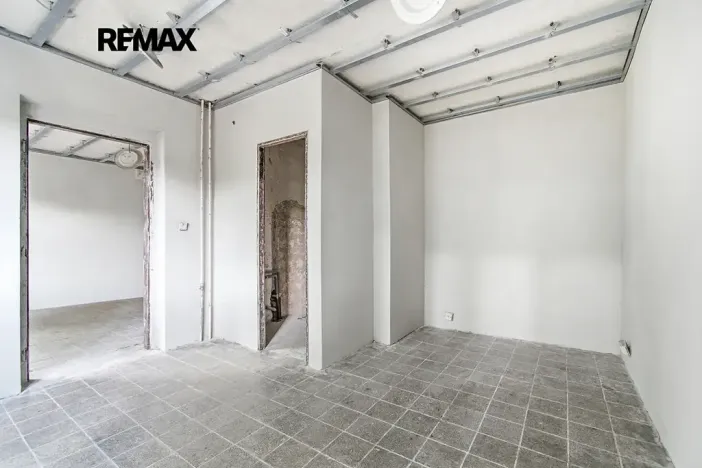 Prodej ordinace, Plzeň, Rokycanská, 27 m2