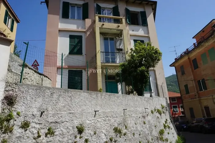 Prodej bytu 4+kk, Janov, Itálie, Via Liberti, 85 m2