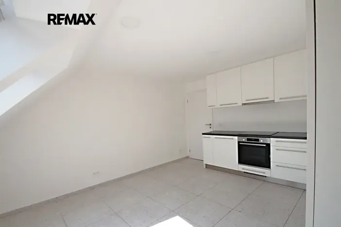 Pronájem bytu 1+kk, Kolín, Zlatá, 27 m2