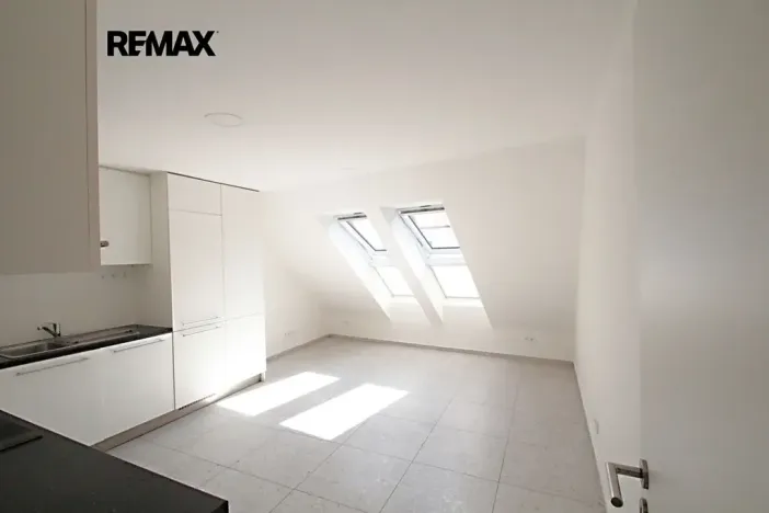 Pronájem bytu 1+kk, Kolín, Zlatá, 27 m2