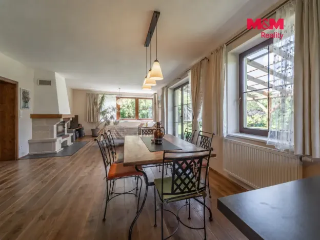 Prodej rodinného domu, Mořina, 240 m2