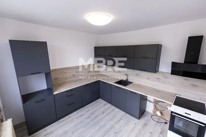 Pronájem bytu 2+1, Mezina, 70 m2
