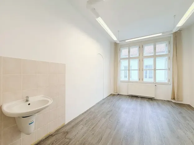Prodej komerční nemovitosti, Vysoké Mýto, B. Němcové, 1650 m2