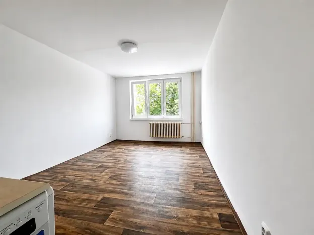 Pronájem bytu 1+kk, Karlovy Vary, Vodárenská, 23 m2