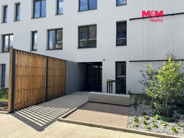 Pronájem bytu 2+kk, Kladno, U Engerthu, 58 m2