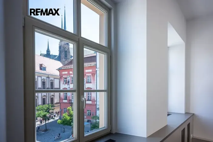 Pronájem kanceláře, Brno, Zelný trh, 102 m2