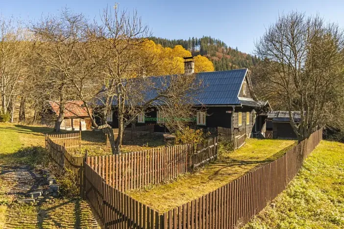 Prodej rodinného domu, Velké Karlovice, 170 m2