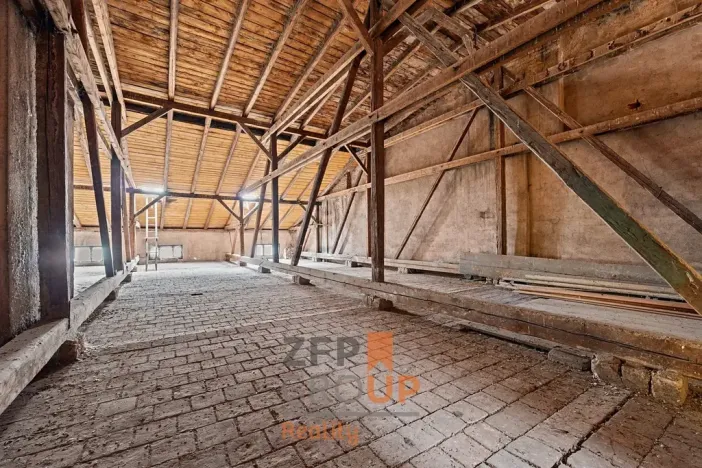 Prodej rodinného domu, Náchod, Jugoslávská, 1200 m2