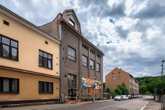 Prodej rodinného domu, Náchod, Jugoslávská, 1200 m2